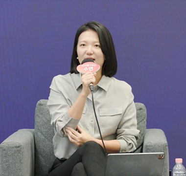 경영진과 구성원이 모두 모여 팀네이버의 방향을 논의합니다. Companion Day 이미지